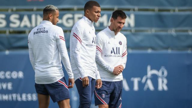 kaiyun-梅西巴黎首秀实录：最优秀球员踢法甲的日子来了