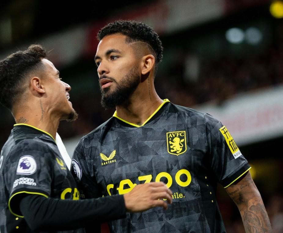 开云体育官网-莫雷托：维拉正尝试签回道格拉斯-路易斯，目前谈判进展顺利