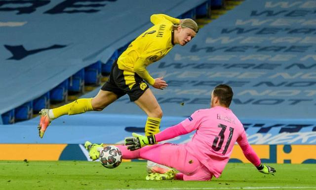 开云体育下载-福登绝杀曼城劫后余生 瓜帅保守布阵险些又自杀